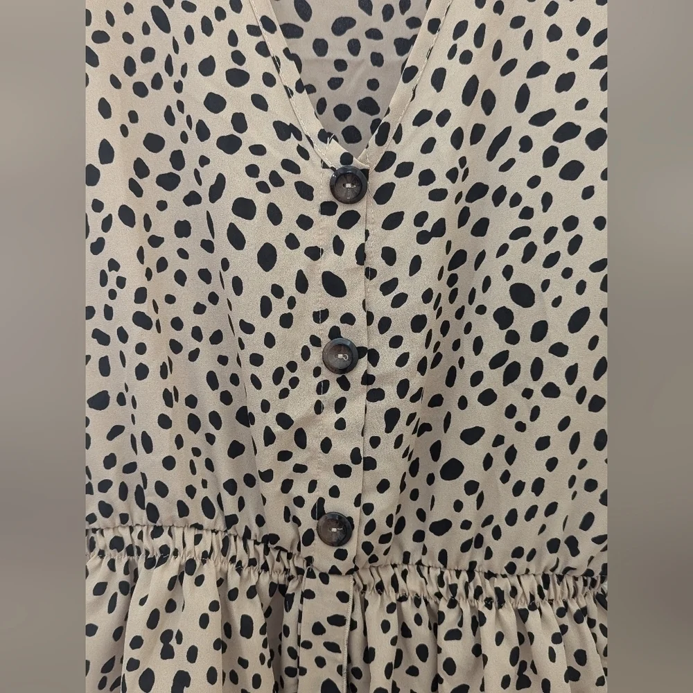 Wild Love Beige and black Elastic Waist Blouse size Large - Picture 3 of 7